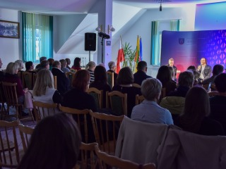 Biblioteka Publiczna Gminy Tereszpol - koncert Adama Szabata