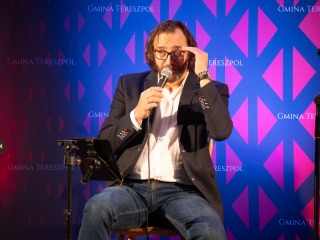 Biblioteka Publiczna Gminy Tereszpol - koncert Adama Szabata